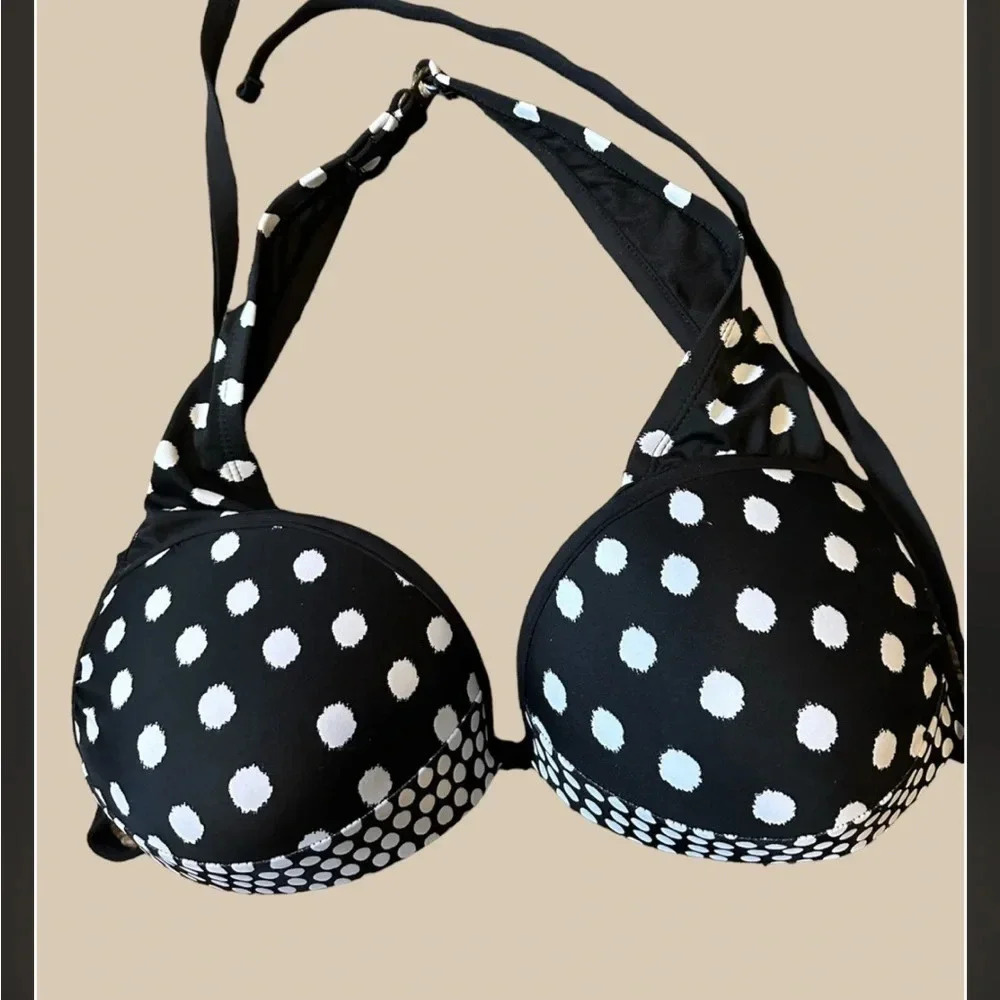 ANA Bikini top Size Large Molded Padded Cups